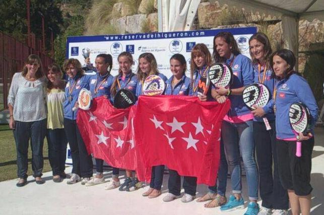 La Federación Madrileña de Pádel femenina vencedora del Cto. España de Selecciones Autonómicas 2013