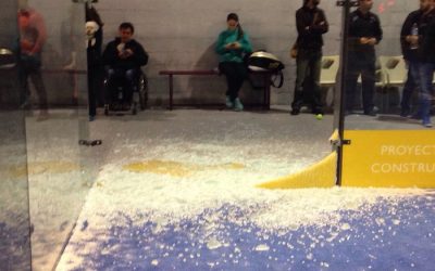 Jose Juan Matea rompe un cirstal y se corta